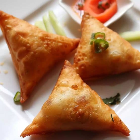 Vegetable Samosa (2 pcs)